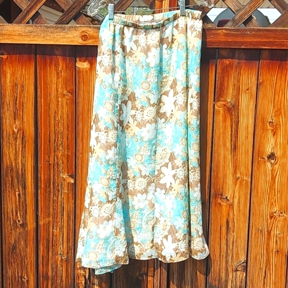 TanJay Teal floral midi skirt - Picture 8 of 8